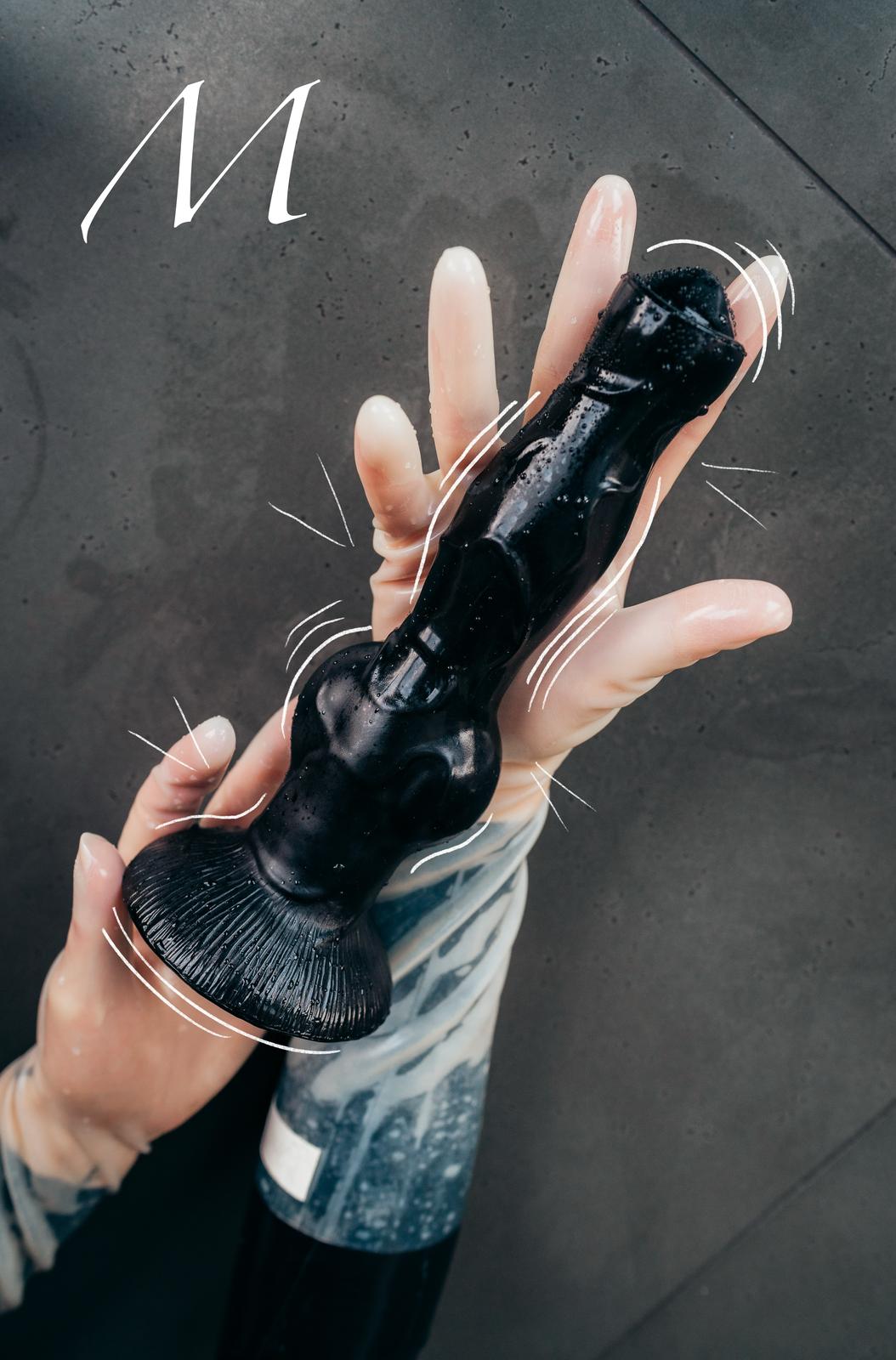 Black Silicone Dildo S/M/L