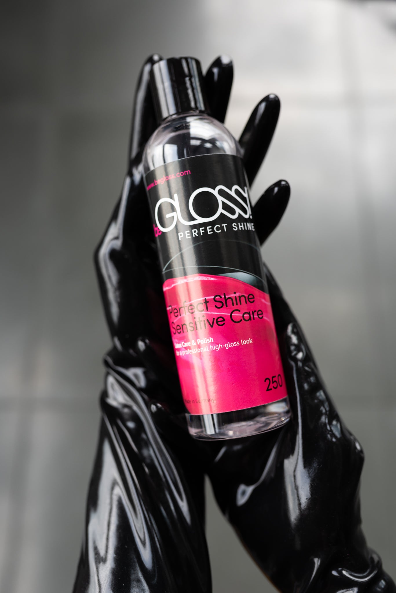 Perfect Shine von beGLOSS – Latex-Glanzöl